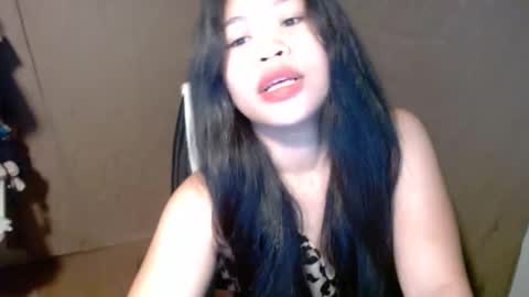 HollyApple online show from March 7, 9:53 am