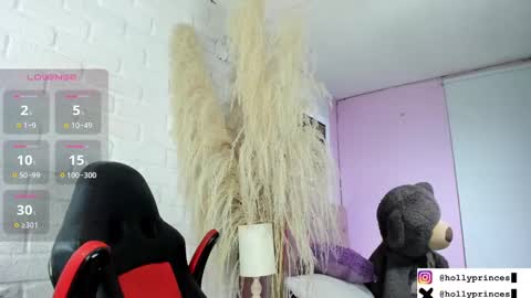 Snapshot of hollyprincess_2 chatting on February 19, 9:39 am  holly princess mermaid  online show from February 19, 9:39 am