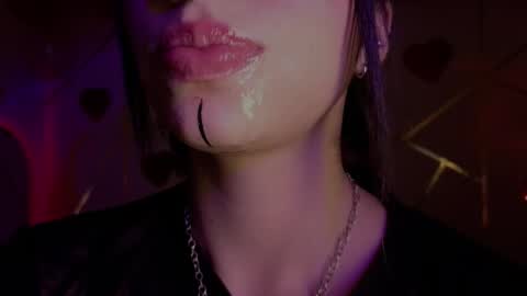 holly online show from February 14, 3:09 am