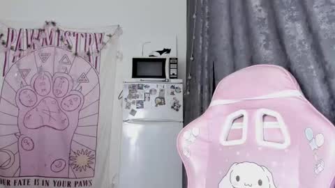 Ho Lee Sheet online show from September 12, 5:04 pm