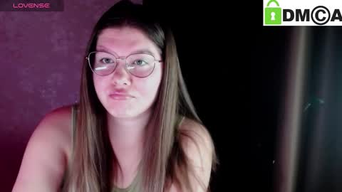 Snapshot of holy_michela chatting on October 24, 3:07 am Welcome guys Pleasure to see you all here My name is MichaelaTip menu is active Private is open online show from October 24, 3:07 am