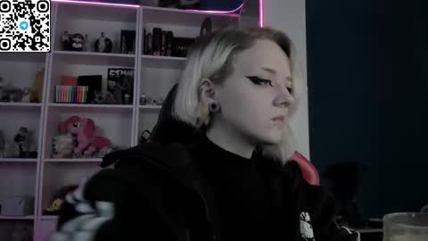 holy_mistresss online show from February 24, 9:34 am