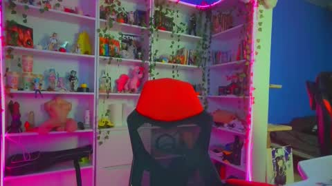 Rumi online show from November 21, 9:51 am