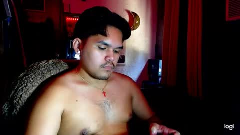 Snapshot of holydiorx chatting on September 27, 4:10 am holydiorx online show from September 27, 4:10 am