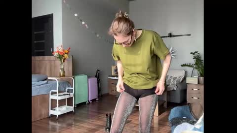 dori not holy get my tg channel with link from description under last photo online show from November 16, 10:06 am