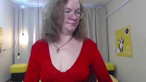 holymilfa online show from February 26, 8:18 am