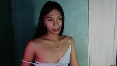 yoshi online show from April 10, 10:42 am