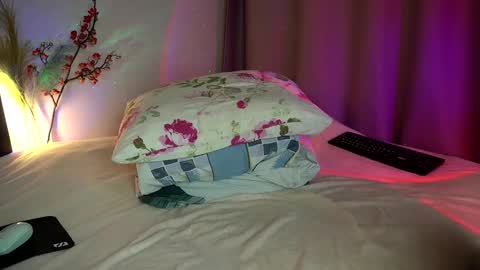 Vicky my another account here - desperate clit online show from March 7, 3:39 pm