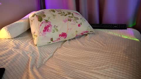 Vicky my another account here - desperate clit online show from November 10, 6:10 pm