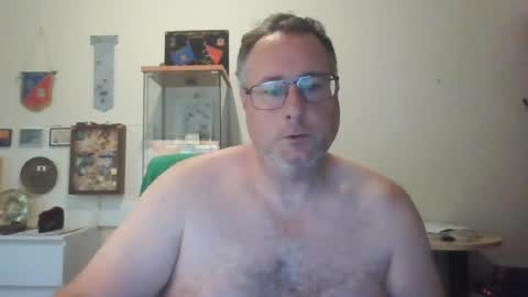 homquisgode11 online show from August 6, 5:27 am