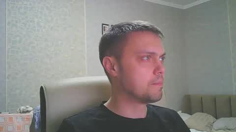 Henry online show from February 10, 4:14 pm