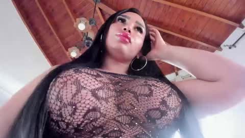 Isabella  online show from February 3, 9:30 pm