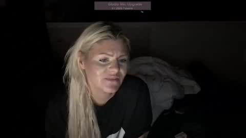 honeybuhnny online show from March 5, 4:54 am