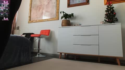 Snapshot of honeycandy777 chatting on December 7, 2:19 pm Anastasia online show from December 7, 2:19 pm