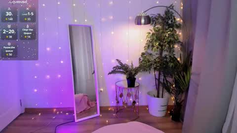 Polly online show from March 2, 8:48 pm