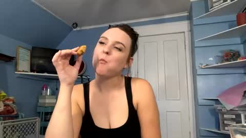 HoneyDrippinBunny online show from June 22, 11:01 pm