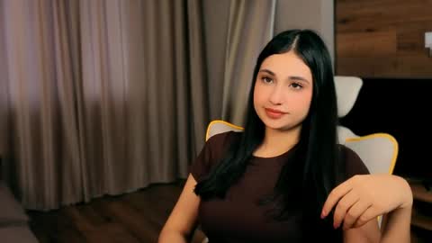honeylanaa online show from May 13, 4:55 am