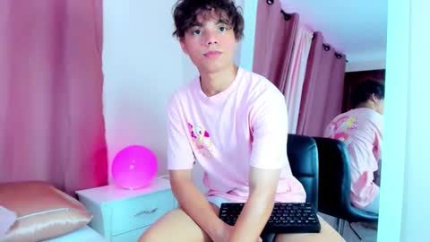 honeymoon_sariel online show from February 28, 8:46 pm