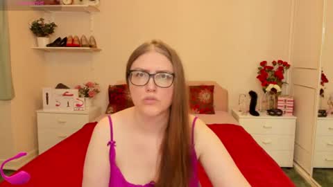 honeywinexs online show from July 28, 1:32 pm