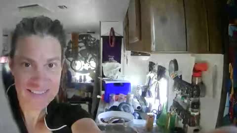 hoodoou online show from February 17, 8:30 pm