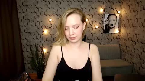 hope happyyy online show from March 1, 1:29 pm