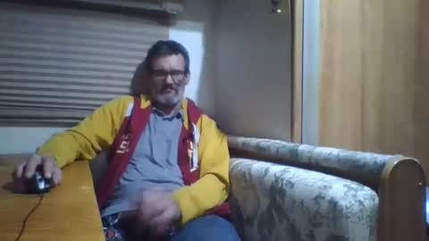 joey online show from November 25, 5:17 am