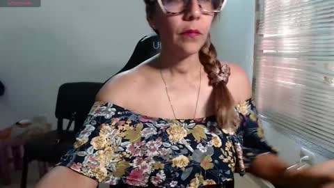 Snapshot of horny_and_daring chatting on October 17, 9:30 pm horny and daring online show from October 17, 9:30 pm