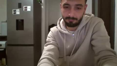 horny_couple9600 online show from October 27, 11:27 pm