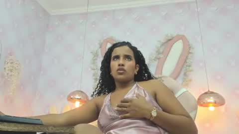 Horny Curls  online show from June 13, 4:23 am