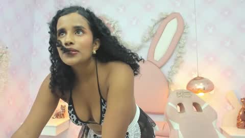 Horny Curls  online show from June 5, 4:30 am