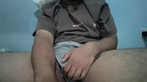 horny_hunk18 online show from May 11, 9:01 pm