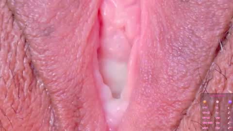 Snapshot of horny_moly chatting on September 21, 2:15 am The girl with butterfly lips online show from September 21, 2:15 am