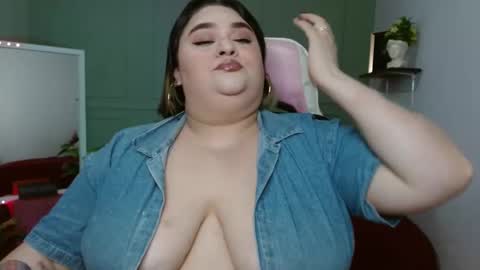 onlyTiffany I broke up with  frank 10 days ago online show from December 4, 5:21 am