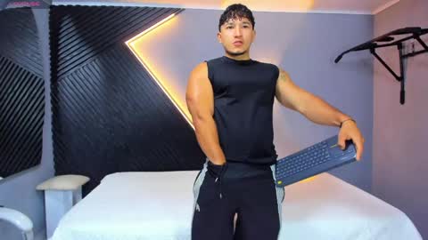 horny_nick18 online show from April 22, 11:50 am