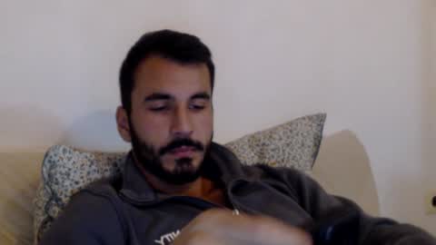 hornyasfuckk33 online show from December 6, 5:28 pm