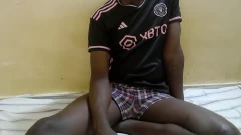 hornyboy9102003 online show from February 21, 6:33 pm