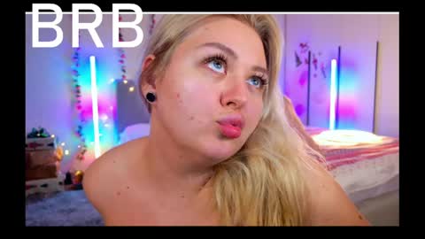 HornyCakee online show from May 5, 11:49 am