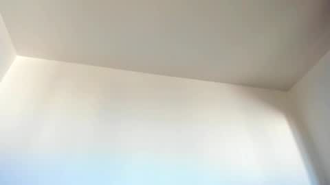 Emma online show from March 5, 9:16 am