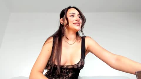 Emma online show from April 3, 9:27 am