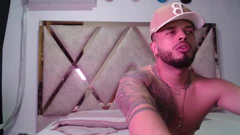 hornygirl_20000 online show from January 19, 3:27 am