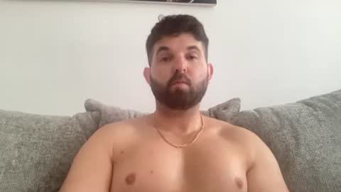 hornygymboyy online show from June 26, 11:59 am