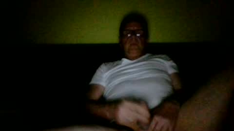 hornyoldman2558 online show from June 20, 10:54 am