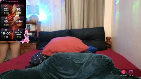 hornysassy69 online show from March 27, 10:27 am