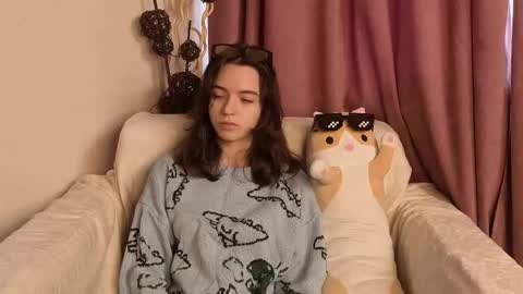 Snapshot of hortenciajenovese chatting on October 23, 8:49 am Mia online show from October 23, 8:49 am