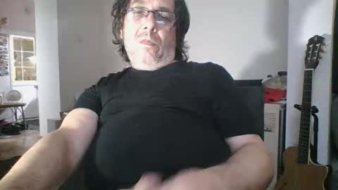 hot1nude1swingers online show from January 14, 11:13 pm