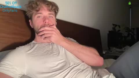 Edward aka Wolf online show from December 2, 9:57 pm