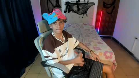 hot bunny online show from November 1, 2:34 am