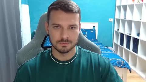 hot_cap_77 online show from October 14, 6:55 pm