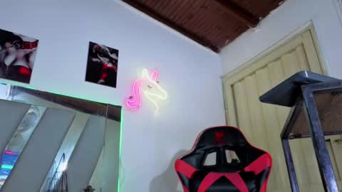 destinyk online show from May 21, 10:49 pm