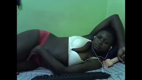 hot_girlly online show from September 18, 4:27 am